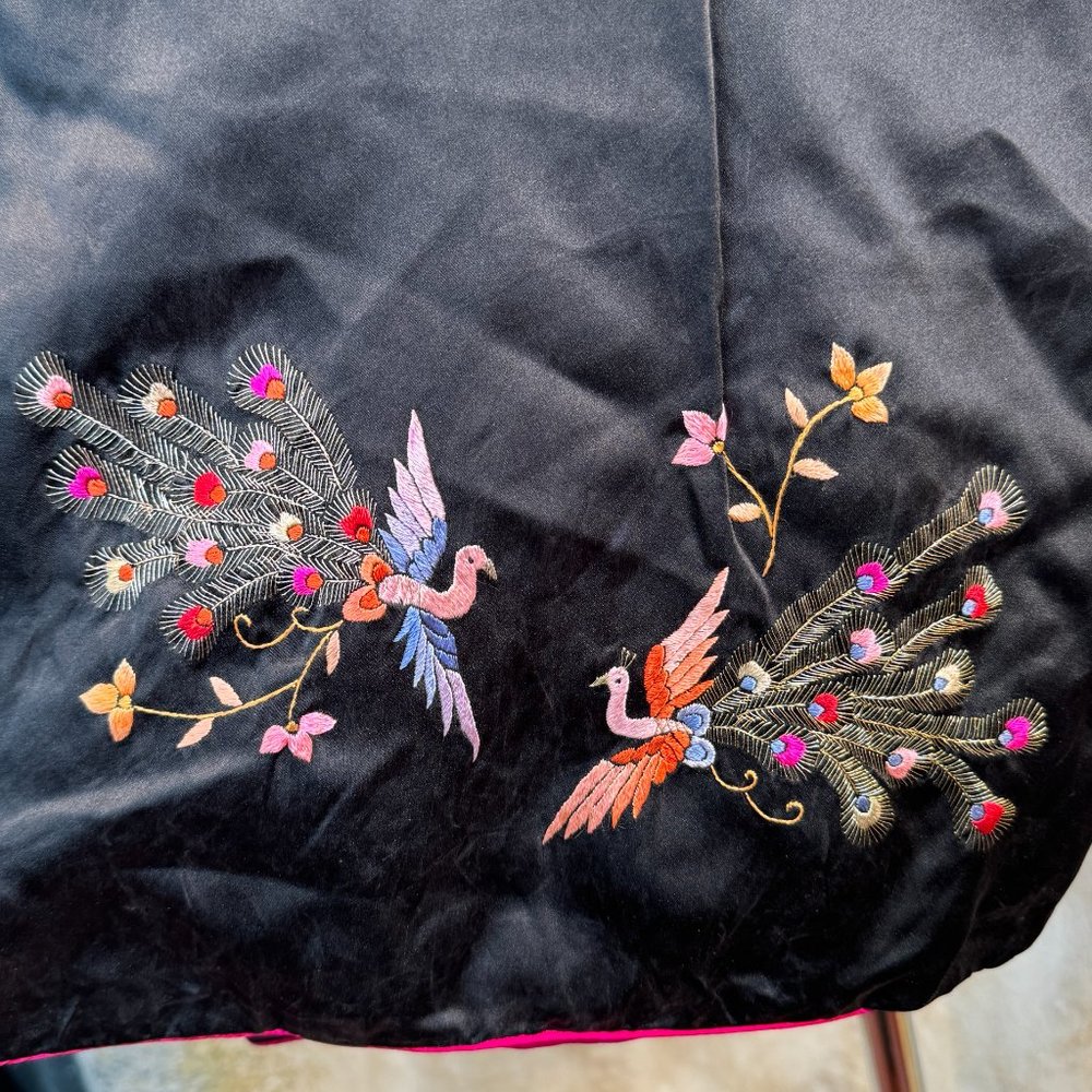 Vintage Embroidered Silk Kimono Jacket with Peacocks - Picture 4 of 13